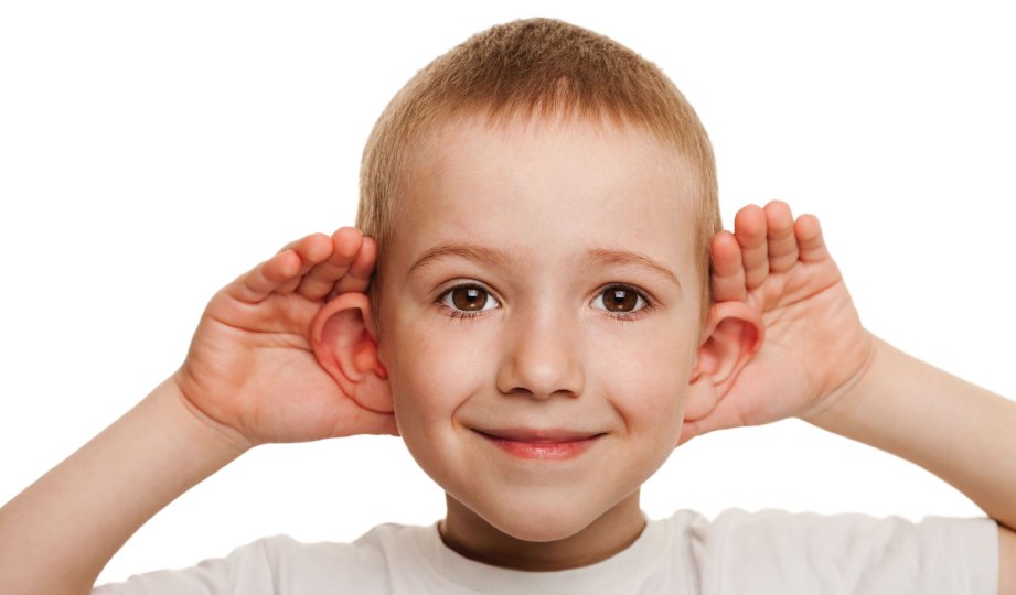 KAJIAN menunjukkan bagi setiap 1,000 kelahiran, kira-kira satu hingga enam bayi mengalami masalah pendengaran pada tahap sederhana hingga sangat teruk (1-6:1,000) (6)