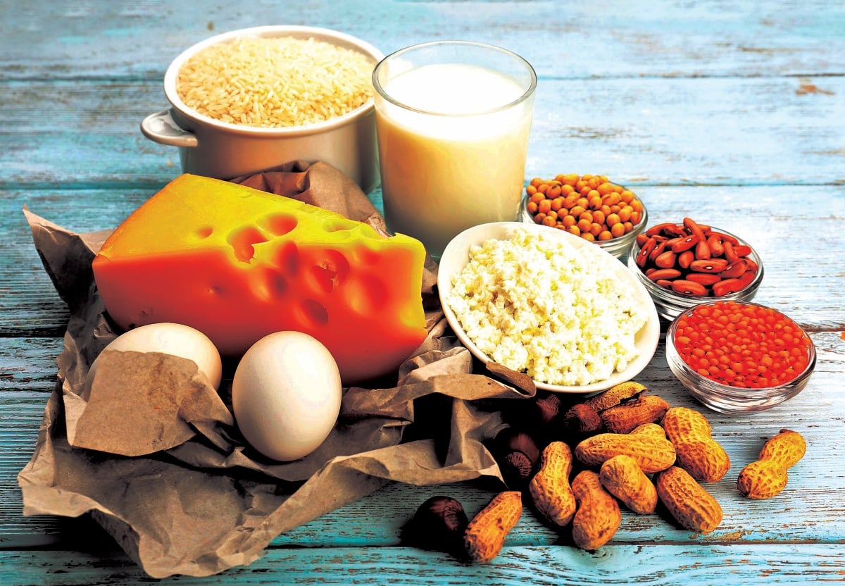 MAKANAN yang mempunyai sumber protein dalam menghasilkan asid amino yang tidak dihasilkan oleh badan. 