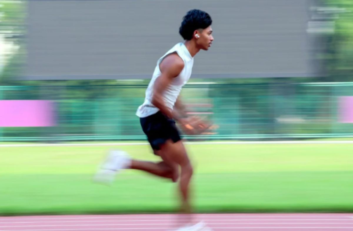 Atlet negara, Muhd Azeem Fahmi menjalani latihan sebagai persiapan menghadapi temasya Sukan Asia 2022 di Universiti Sukan Zhejiang. NSTP/ASYRAF HAMZAH
