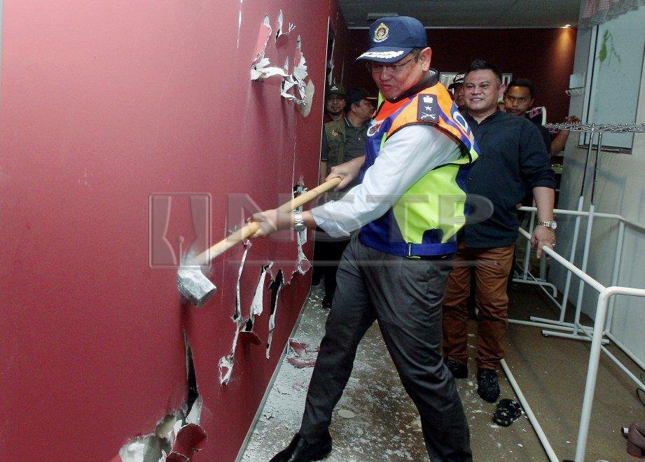 PPIM kesal pertukaran Azman  Harian Metro