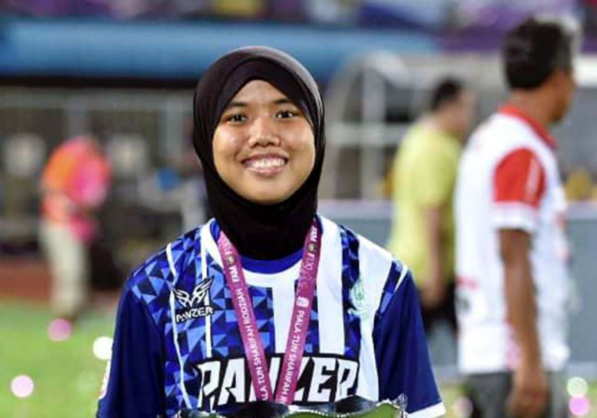 NURUL Azurin cemerlang bersama Melaka United. 