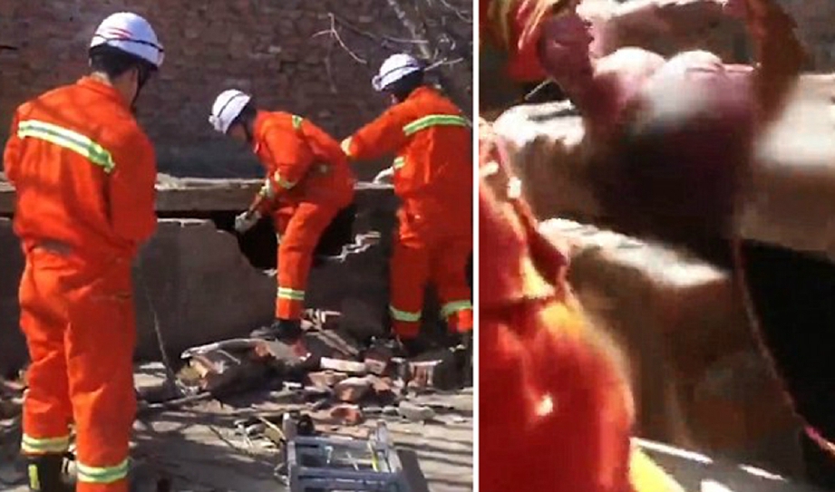 ANGGOTA bomba memecahkan dinding pembetung dan menemui bayi lelaki masih bertali pusat dalam keadaan terapung. FOTO Daily Mail