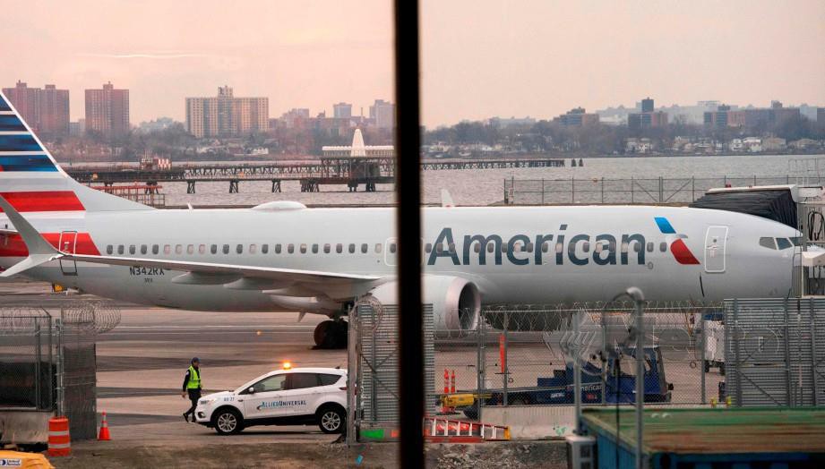 AMERICAN  Airlines menggantung pesawat Boeing 737 MAX sehingga 19 Ogos depan. FOTO/AFP