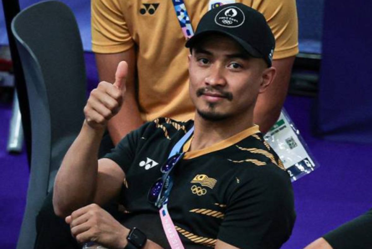 “IA BUKAN LAGI TENTANG SAYA” - AZIZULHASNI AWANG UMUM BERSARA