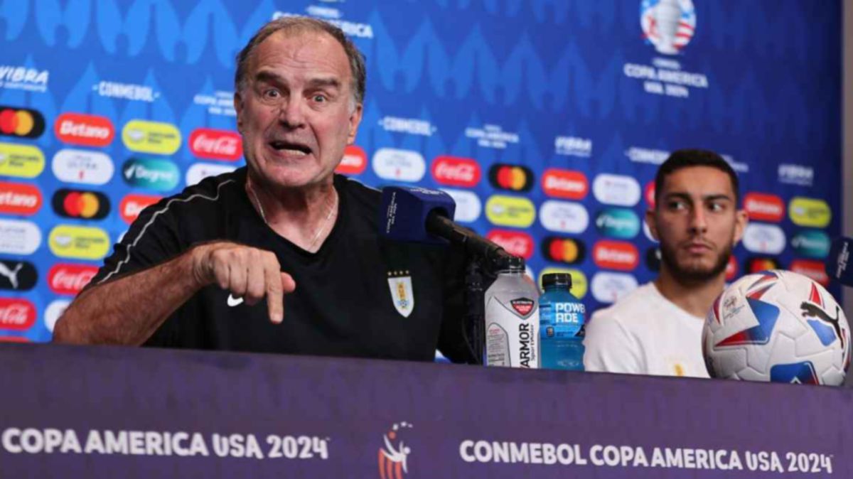 PENGENDALI Uruguay, Marcelo Bielsa. FOTO Agensi