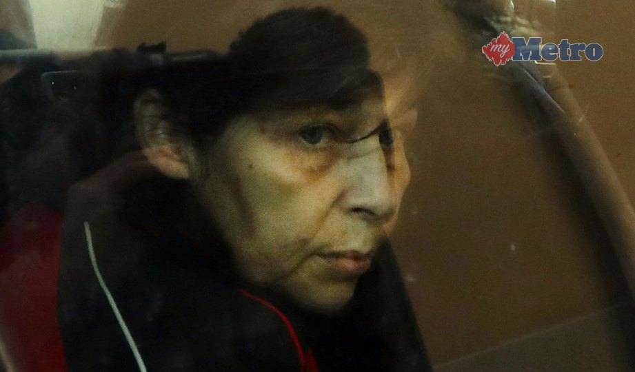 PATRICIA menaiki kereta ketika hadir untuk perbicaraannya di sebuah mahkamah di Nice, Perancis pada kelmarin. FOTO AFP