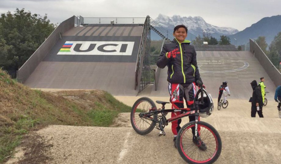 IMPIAN Siti Natasha menjadi kenyataan untuk menjejakkan kaki di trek UCI World Cycling Centre Switzerland.