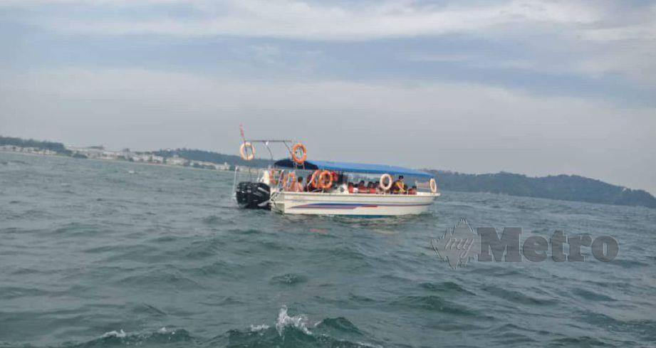 ANTARA bot penumpang yang diperiksa. FOTO ihsan Maritim Malaysia. 