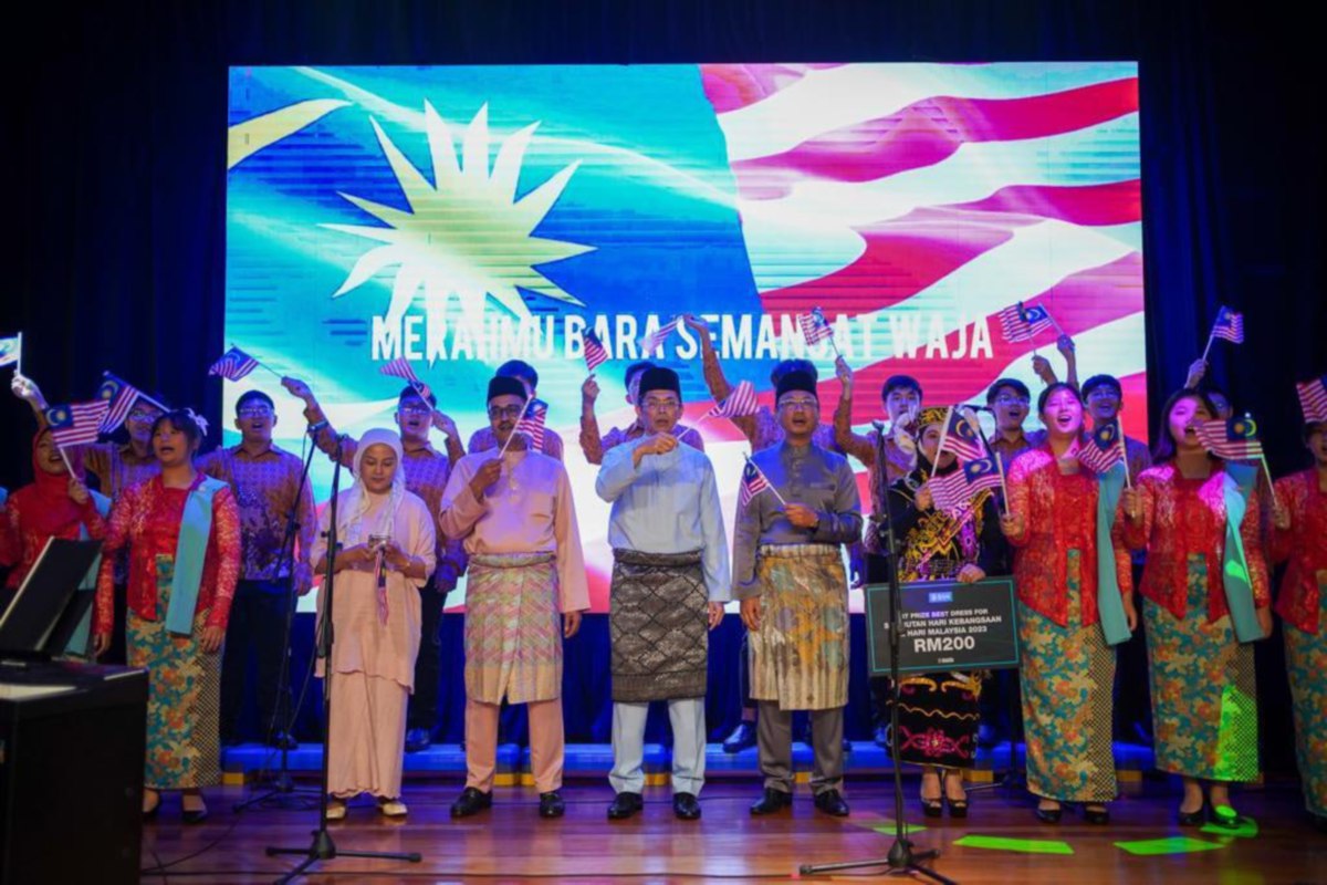 KAKITANGAN BSN yang menjayakan Majlis Sambutan Hari Kebangsaan dan Hari Malaysia 2023. FOTO Ihsan pembaca.