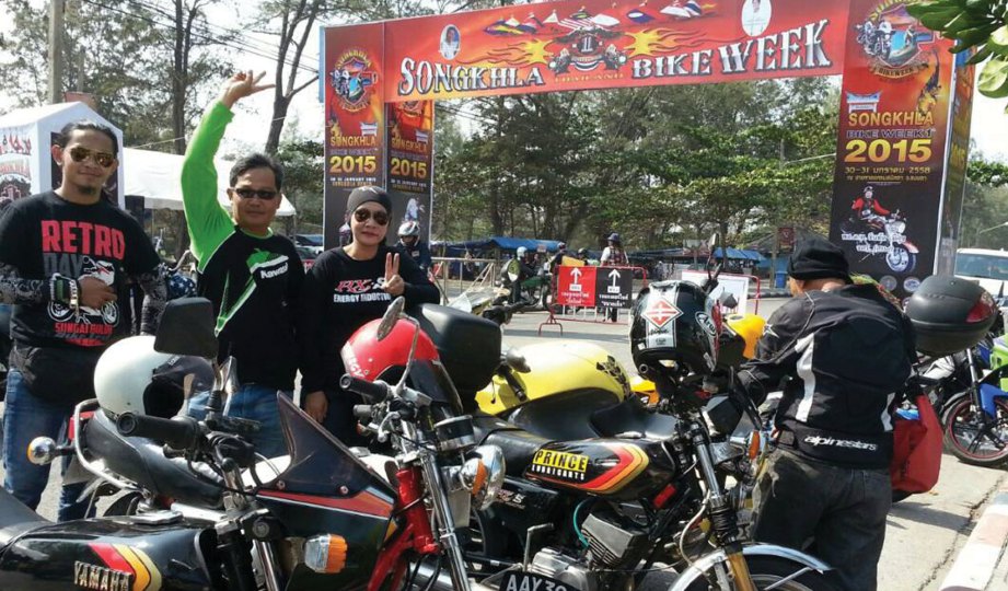 ACARA motosikal yang dihadiri tiga beranak di Thailand.