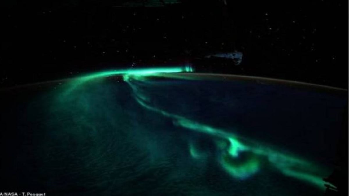 Imej jaluran cahaya selatan dirakamkan angkasawan Perancis, Thomas Pesquet menerusi video dari Stesen Angkasa Lepas Antarabangsa baru-baru ini. FOTO ESA/NASA