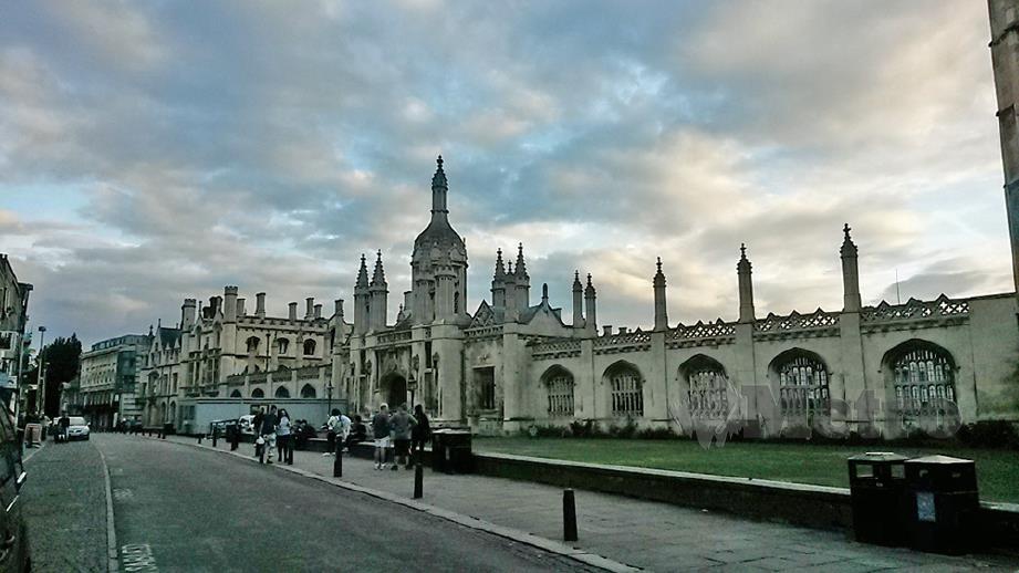 PEKAN lama Cambridge memang cantik dan terkenal di seluruh dunia dengan kehadiran Universiti Cambridge yang diasaskan pada 1209. 