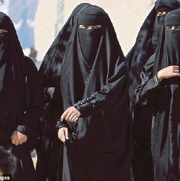 Wanita Arab Saudi ada yang miang Harian Metro