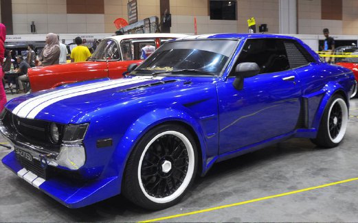 TOYOTA Celica generasi pertama.