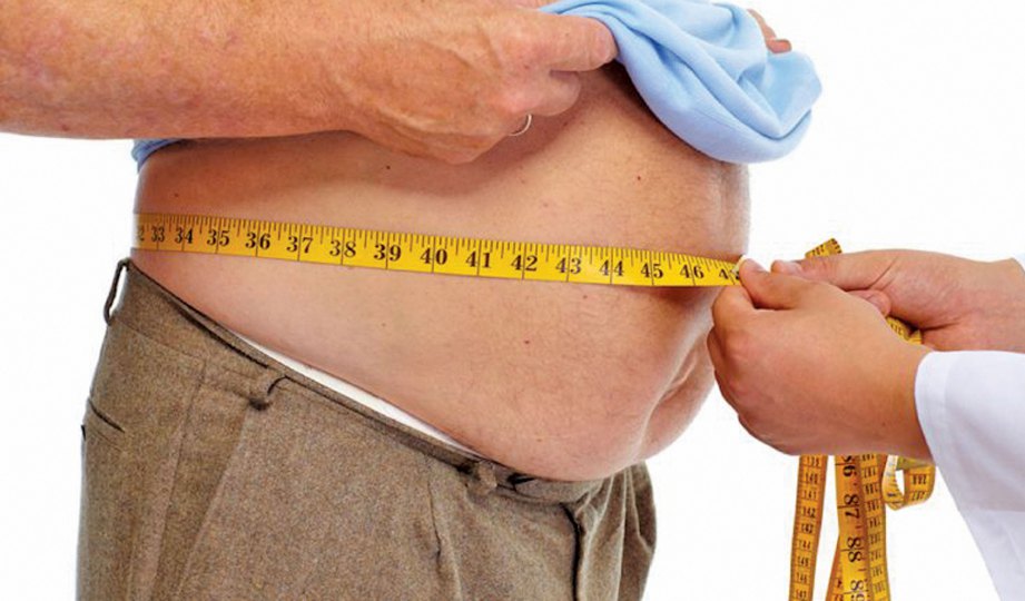 MENGABAIKAN pengambilan makanan seimbang punca obesiti yang mengakibatkan NCD.