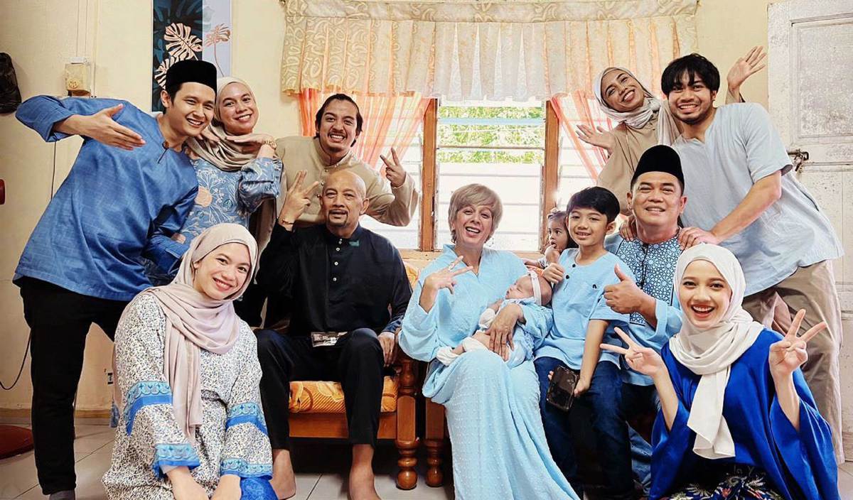 DIDIE bersama arwah Ridzuan dan anak mereka. FOTO Instagram ladydidiemsia