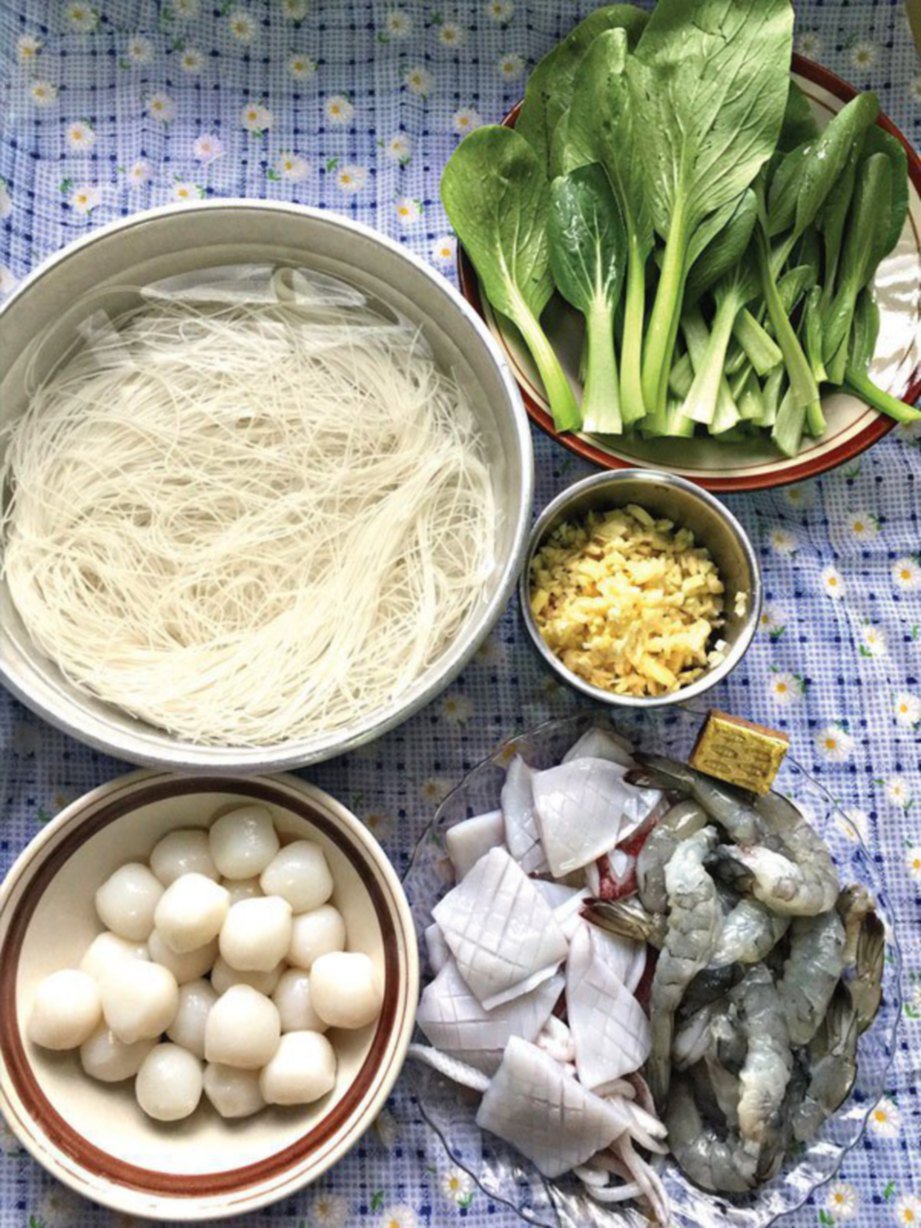 Bihun sup ala masakan Cina  Harian Metro