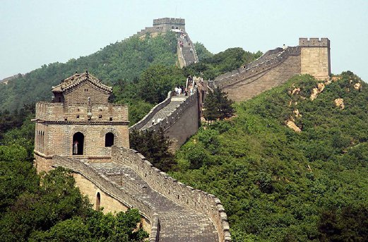 BERJALAN di Tembok Besar China nyata satu pengalaman yang tidak dapat dilupakan.