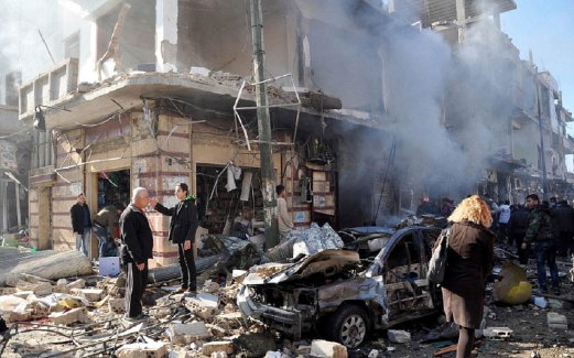 DUA serangan bom di Homs minggu lalu mengakibatkan 32 maut dan 90 cedera.