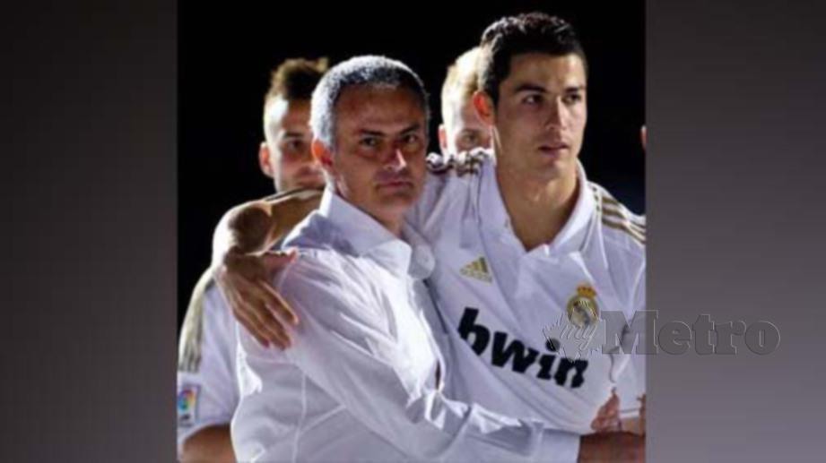 Ronaldo (kanan) mahu Mourinho kendali Juventus. FOTO AFP