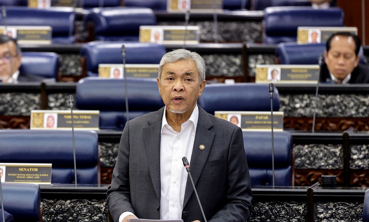 Ahmad Zahid menyatakan pendirian Malaysia terhadap konflik Palestin-Israel ketika persidangan Dewan Rakyat di Bangunan Parlimen, hari ini. FOTO BERNAMA