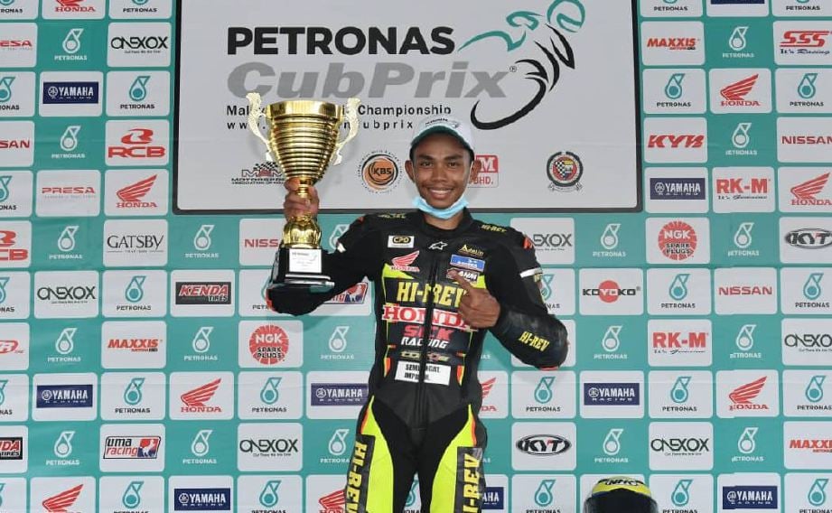 HELMI juarai pusingan ketiga Kejuaraan Cub Prix Malaysia. 