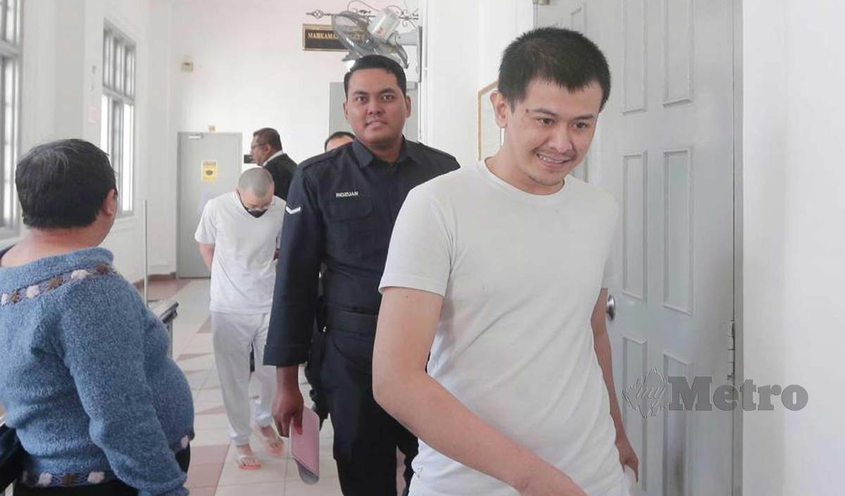 MOHAMAD Faez dilepas dan dibebaskan daripada tiga pertuduhan mengedar dan memiliki pelbagai jenis dadah, empat tahun lalu di Mahkamah Tinggi Johor Bahru. FOTO Nur Aisyah Mazalan
