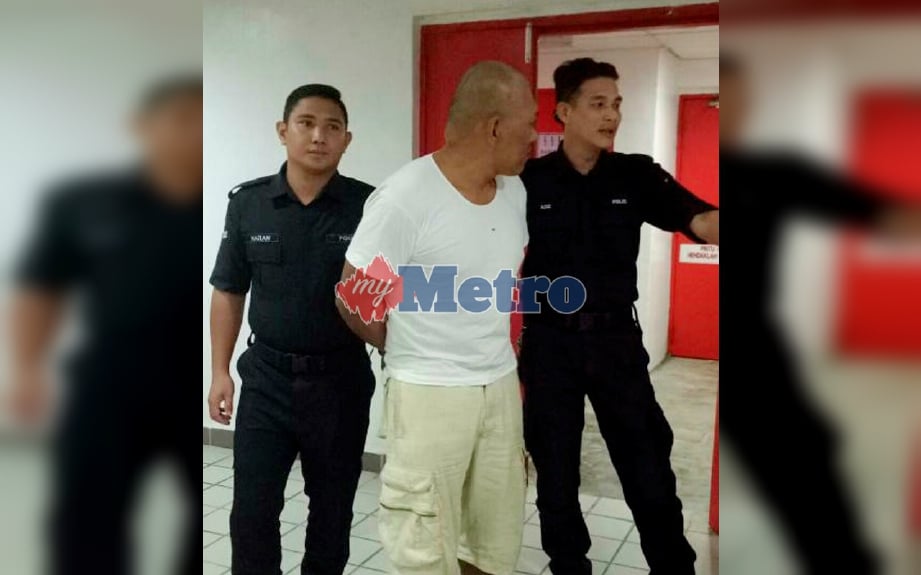 Salehuddin dijatuhi hukuman penjara enam tahun dan 10 sebatan di Mahkamah Sesyen Kuala Terengganu. FOTO Mohd Syafiq Ambak 