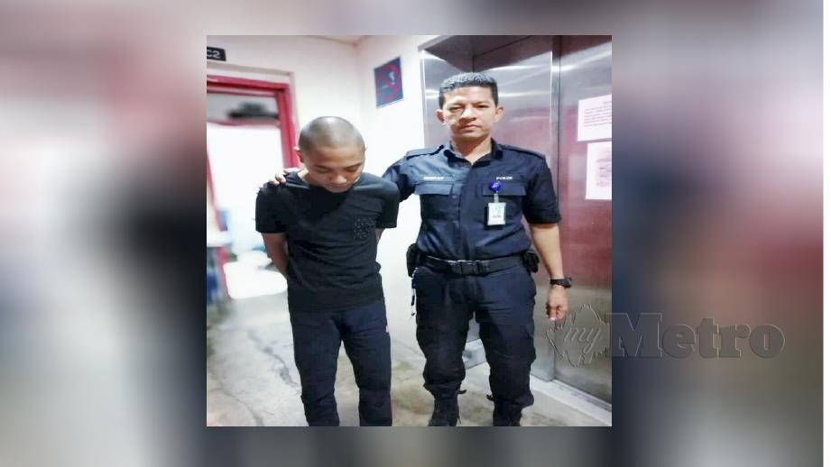 TERTUDUH, Muhamad Adam Amri, 22, dijatuhi hukuman penjara 12 tahun dan 10 sebatan di Mahkamah Tinggi Kuala Terengganu hari ini kerana memiliki dadah. FOTO Zatul Iffah Zolkiply