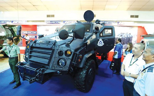 PROTOTAIP kereta perisai jenis AV 4 direka untuk Polis Diraja Malaysia.