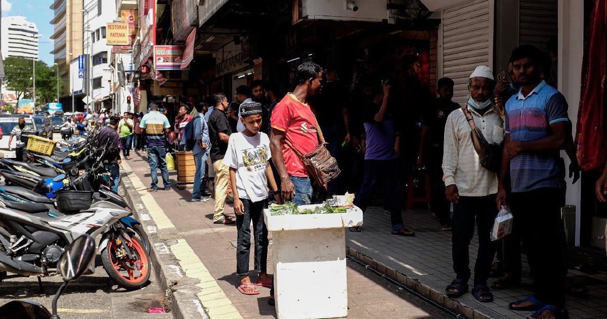 Tak Berubah Ubah Mini Dhaka Meriah Dengan Penjaja Asing Harian Metro