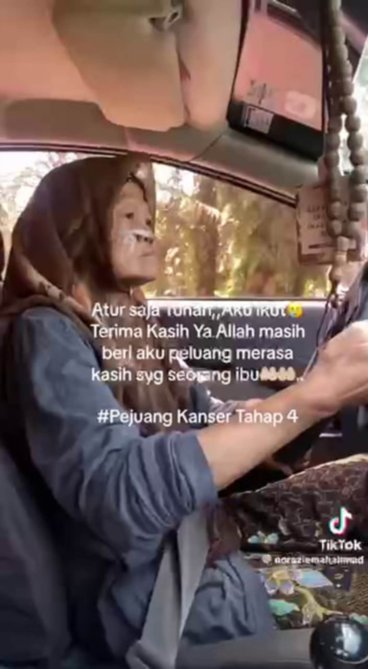 TANGKAP layar video Jaliah memandu kereta dengan memakai tiub di hidung. FOTO Ihsan Nor Aziemah Ahmad