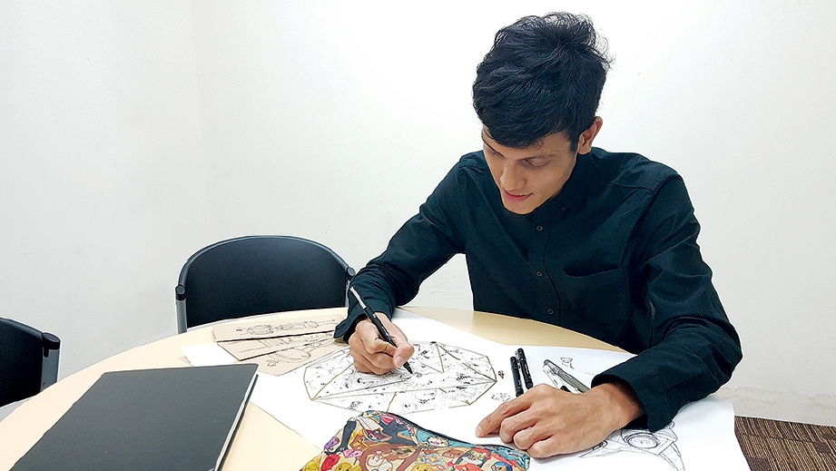 PENGHASILAN karya doodle adalah medium bagi Izwan mengekspresikan idea yang terlintas secara spontan.