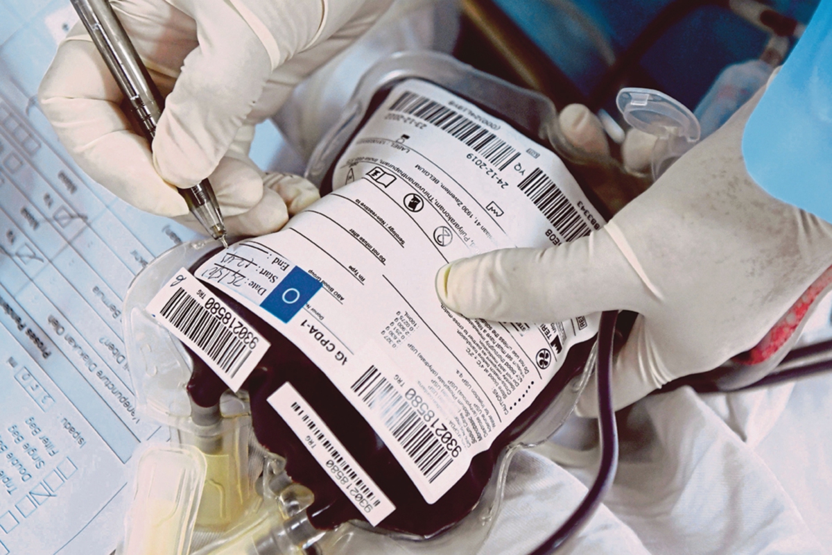 BEKALAN darah diperlukan untuk disiplin klinikal dan transfusi berkala. 