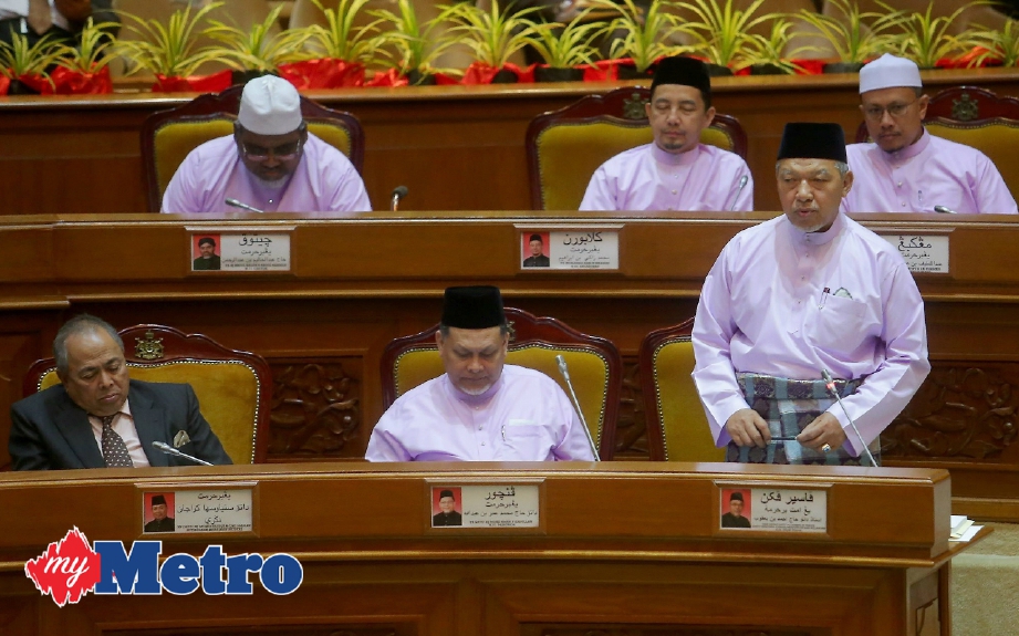 Ahmad membentangkan Belanjawan Kelantan 2018 pada sidang DUN. FOTO Fathil Asri