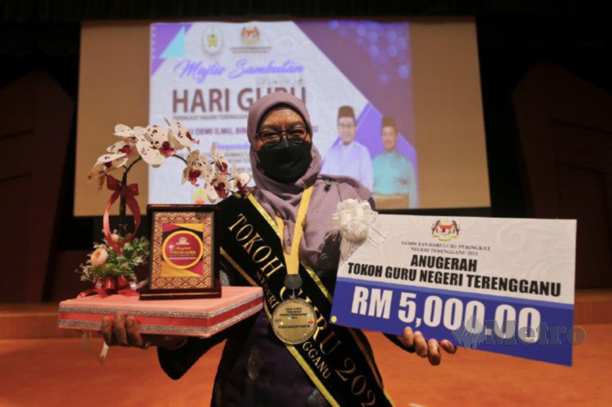 ENGKU Naimah dipilih sebagai penerima Anugerah Tokoh Guru Terengganu 2021. FOTO Ghazali Kori