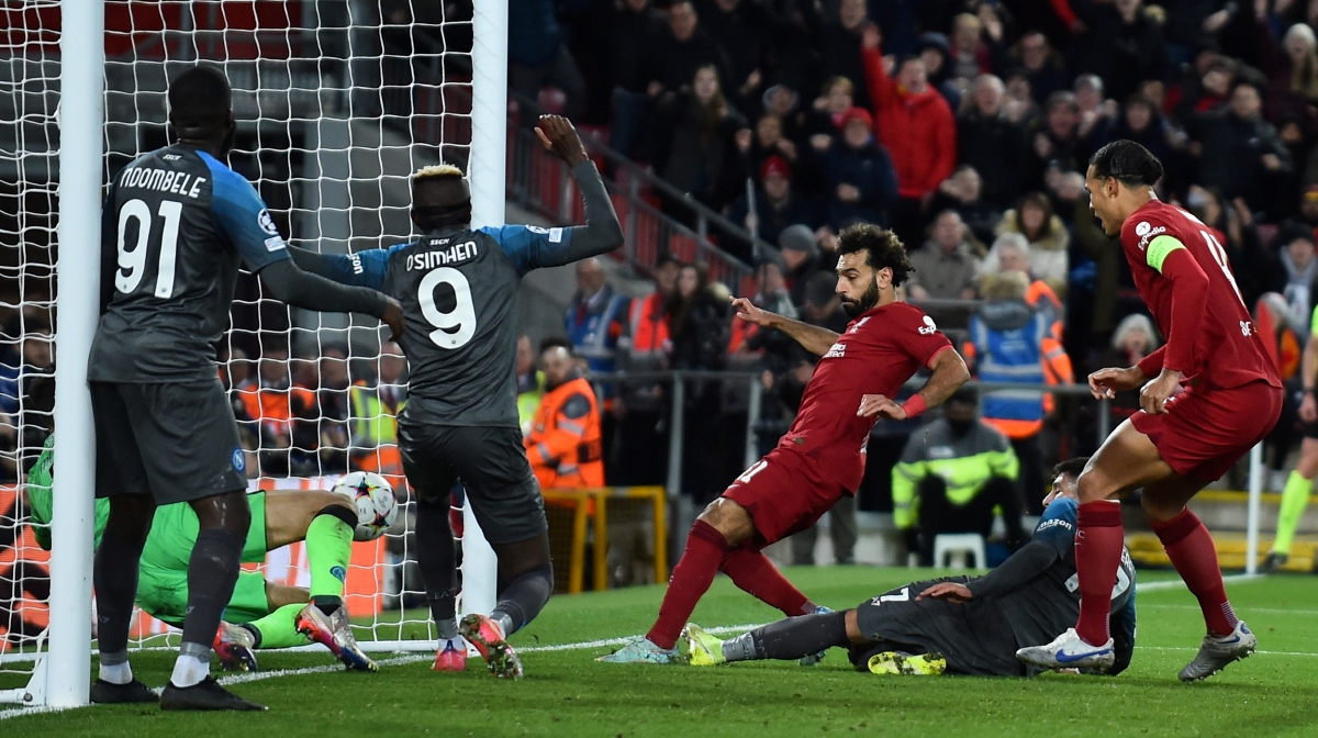 AKSI Salah menjaringkan gol pertama Liverpool. FOTO  EPA