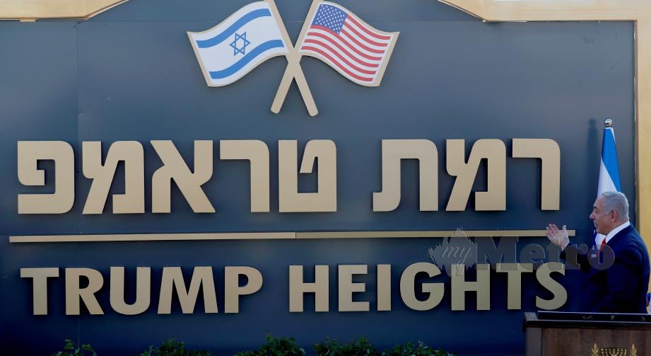 BENJAMIN Netanyahu ketika merasmikan penempatan baru di Bukit Golan iaitu ‘Trump Heights’. Foto EPA