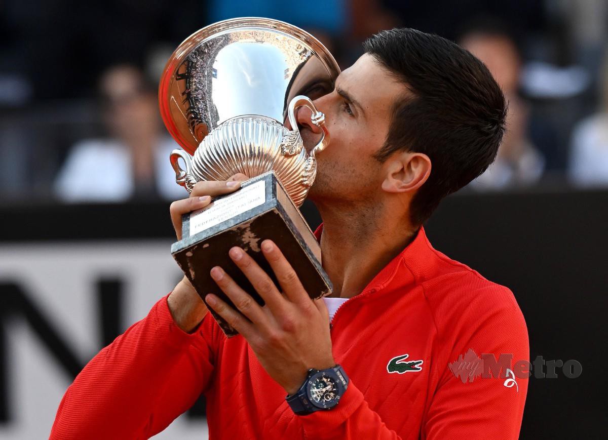 Djokovic muncul juara Terbuka Itali. -FOTO EPA