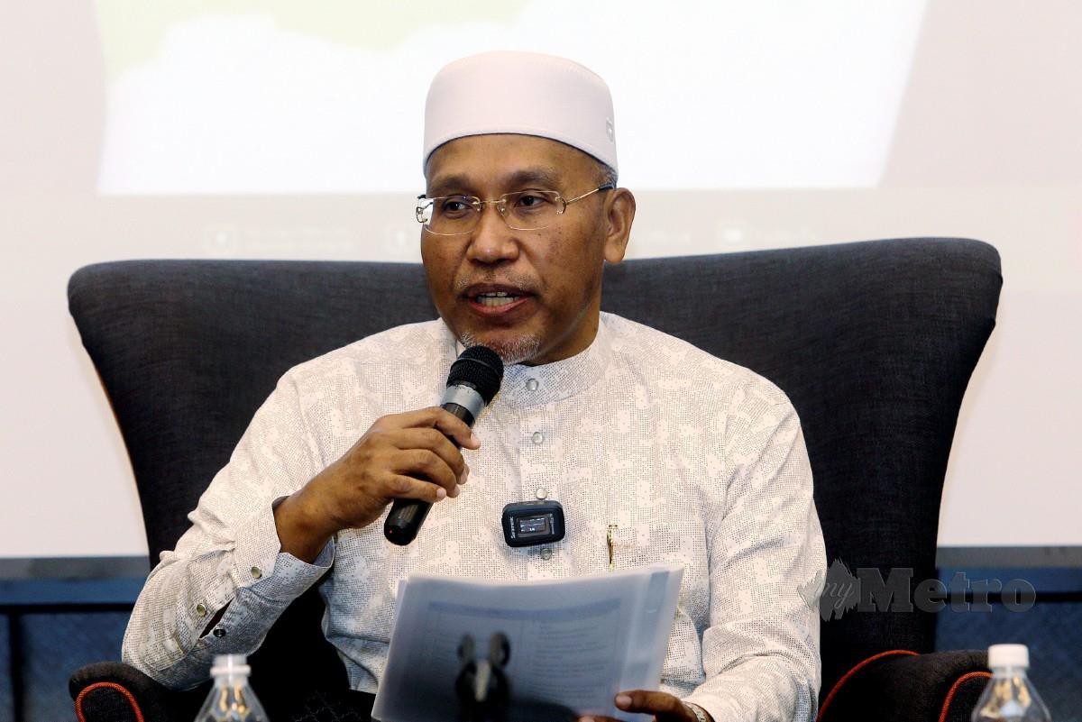 Idris Ahmad ketika Pertemuan Pemimpin Pemimpin Majlis Amal Islami Malaysia & Pertubuhan Bukan Kerajaan (NGO Islam) Tahun 2021 di Putrajaya. FOTO MOHD FADLI HAMZAH