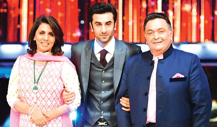 RANBIR  bersama ibu bapanya Rishi Kapoor dan Neetu Singh.