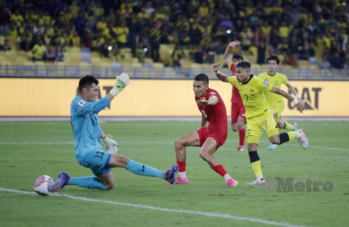 FAISAL Halim menjaringkan gol kemenangan Harimau Malaya. FOTO ASWADI ALIAS