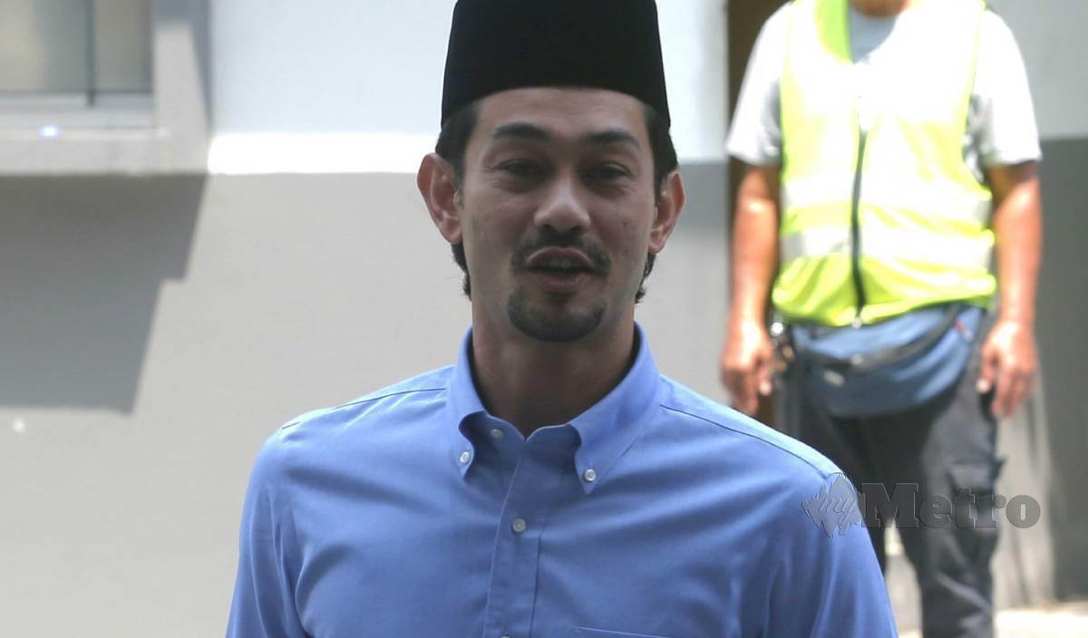 FARID Kamil hadir di Mahkamah Tinggi Syariah Shah Alam untuk memfailkan hak penjagaan anaknya bersama isteri, Diana Danielle. FOTO Eizairi Shamsudin