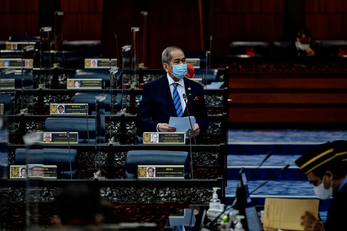 Wan Junaidi ketika menghadiri Persidangan Dewan Rakyat di Bangunan Parlimen hari ini. FOTO BERNAMA