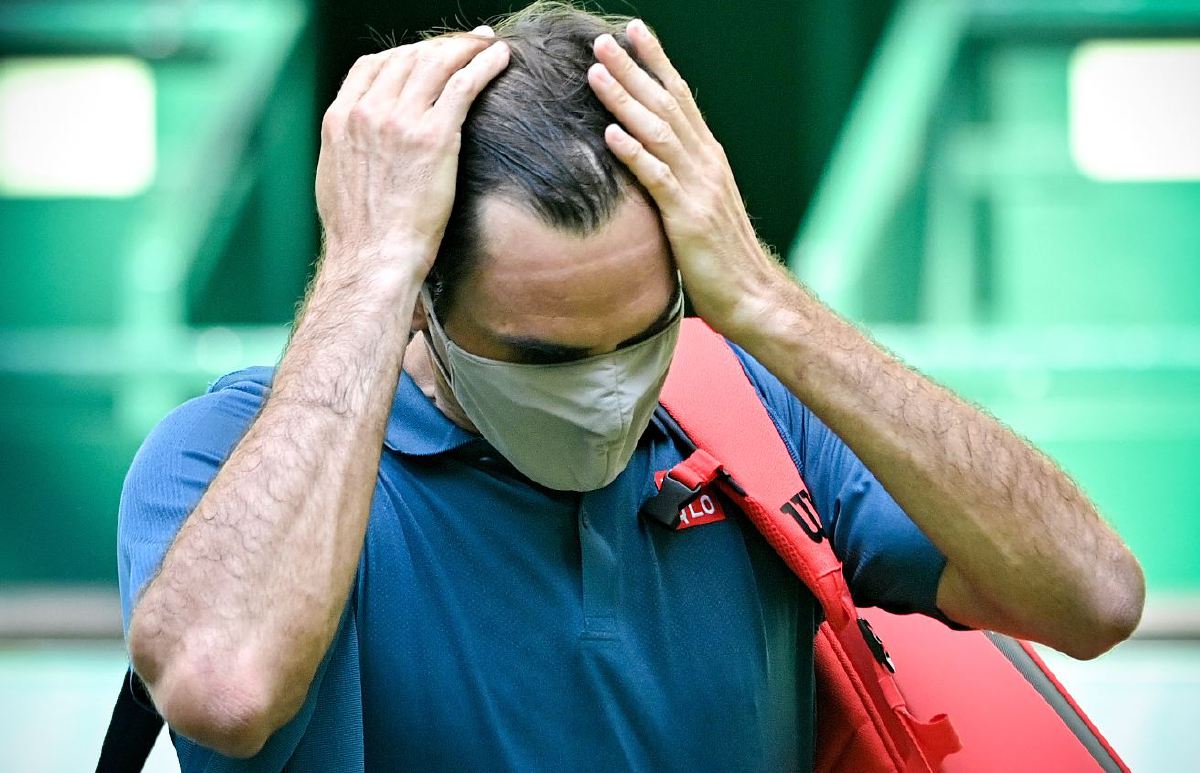 REAKSI Federer selepas tamat perlawanan. FOTO EPA
