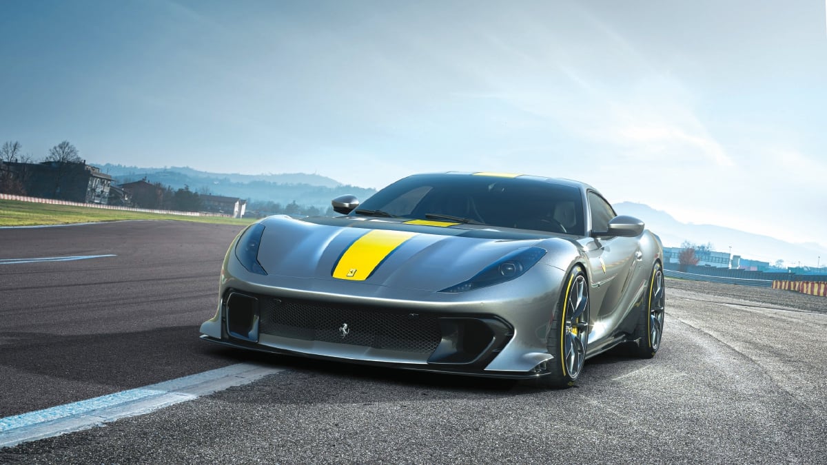 JENTERA eksklusif edisi khas Ferrari.