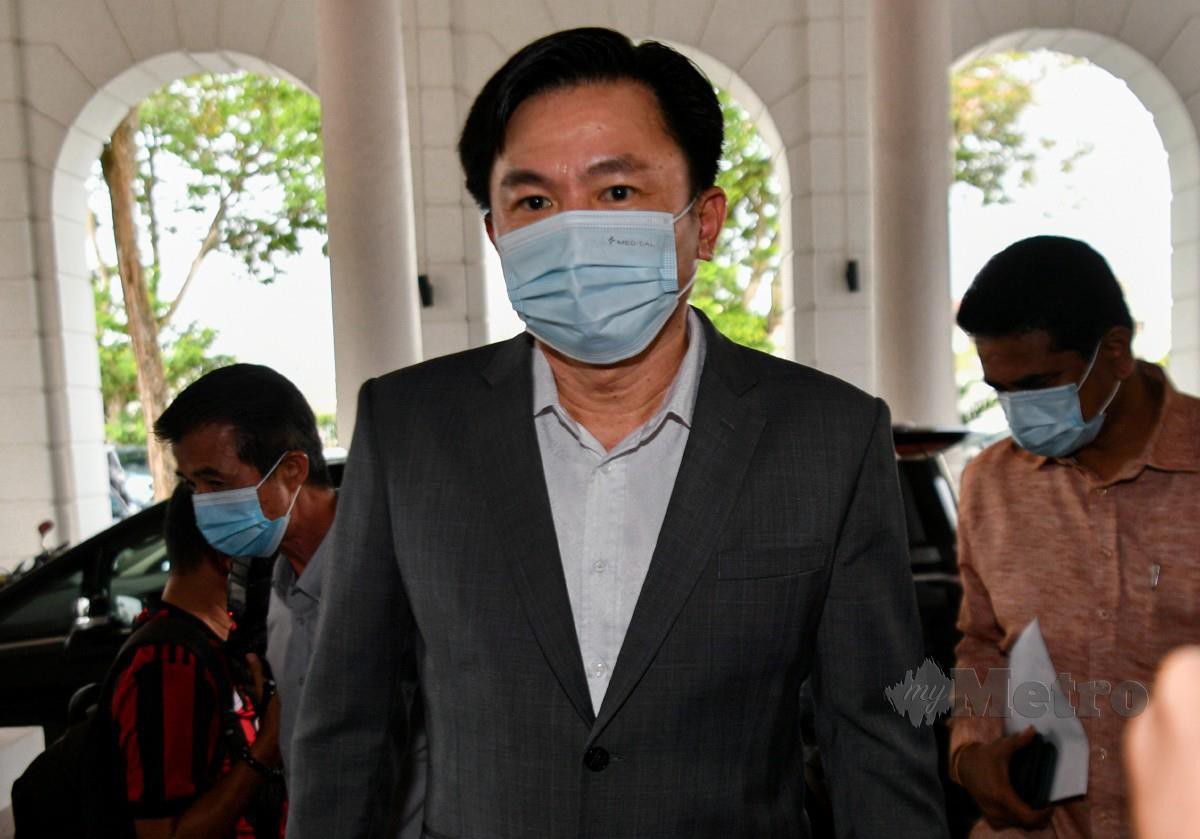 Paul Yong Choo Kiong hadir bagi perbicaraan kes rogol pembantu rumah membabitkannya di Mahkamah Tinggi. FOTO BERNAMA