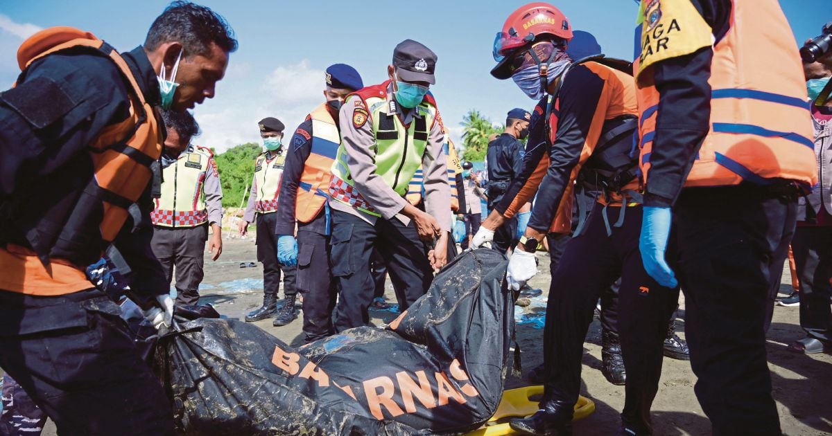Bot Rohingya karam, Indonesia tamatkan operasi menyelamat