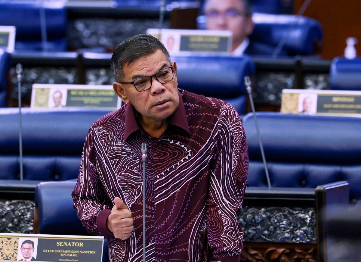 Saifuddin Nasution ketika Persidangan Dewan Rakyat sempena Mesyuarat Kedua, Penggal Ketiga Parlimen Kelima Belas di Bangunan Parlimen hari ini. FOTO BERNAMA
