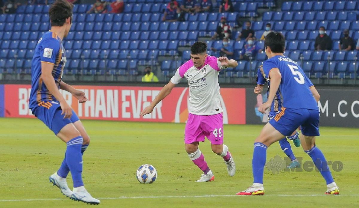 AKSI Forestieri ketika menentang Ulsan Hyundai.